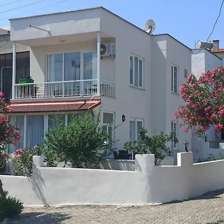 Hébergement de vacances Great Location, Private Garden 2 Min Walk To